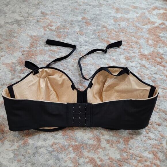 Victoria's Secret Black Strapless Bra - Size 36DD - Picture 3 of 6